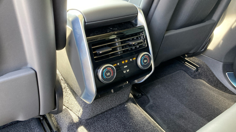 Land Rover Range Rover 3.0 P460e SE 4dr Auto Estate